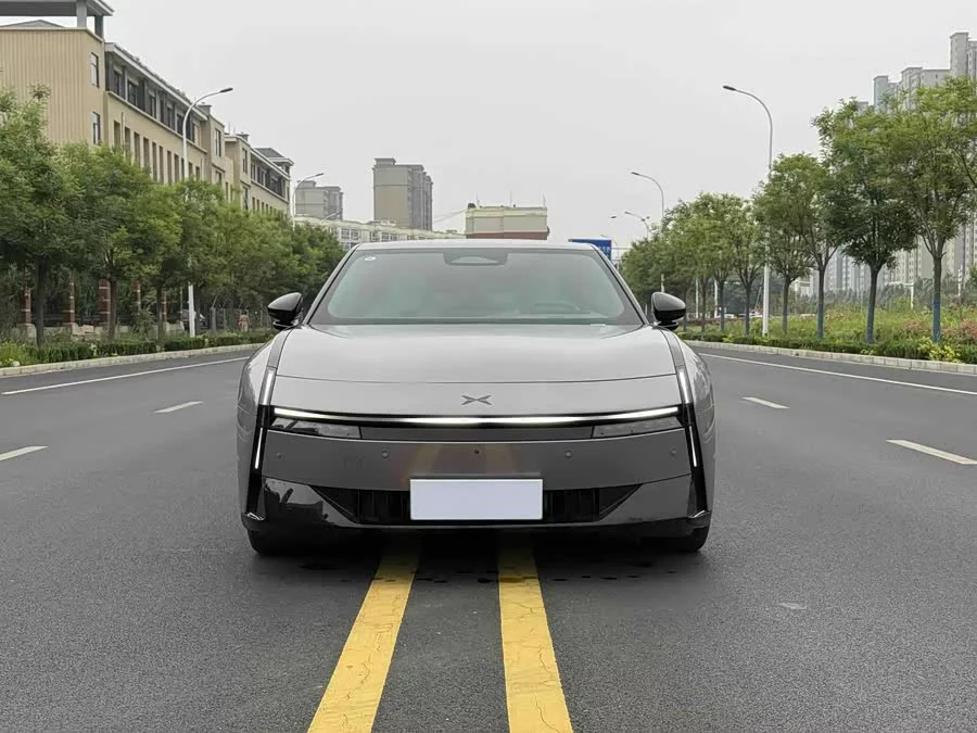 Xpeng P7