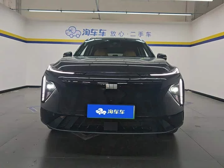 Geely Galaxy L7