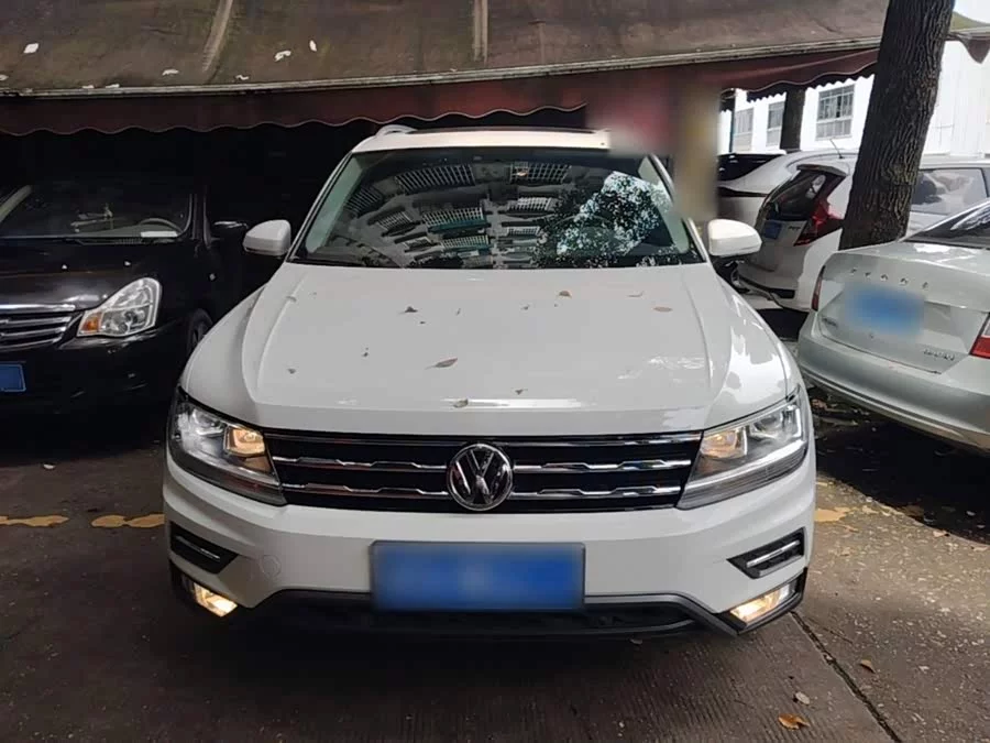 Volkswagen Tiguan L