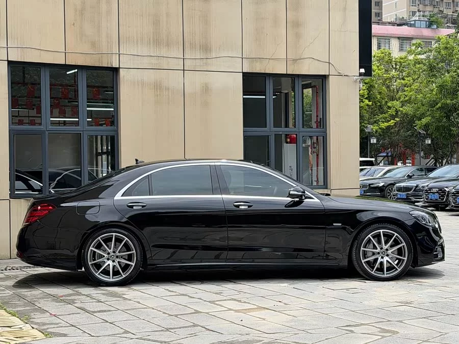 Mercedes Benz S class