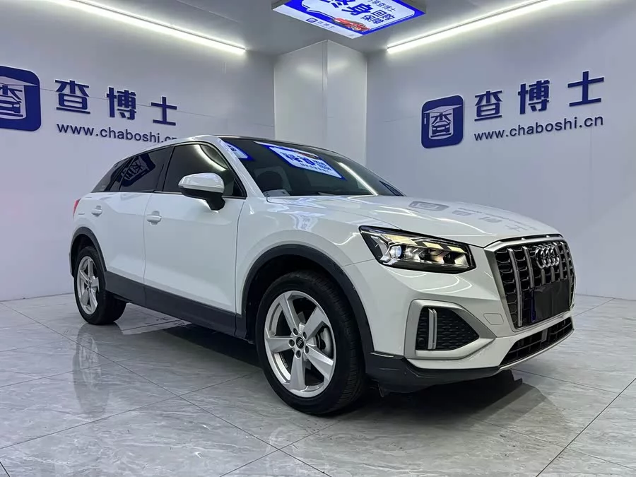 Audi Q2L