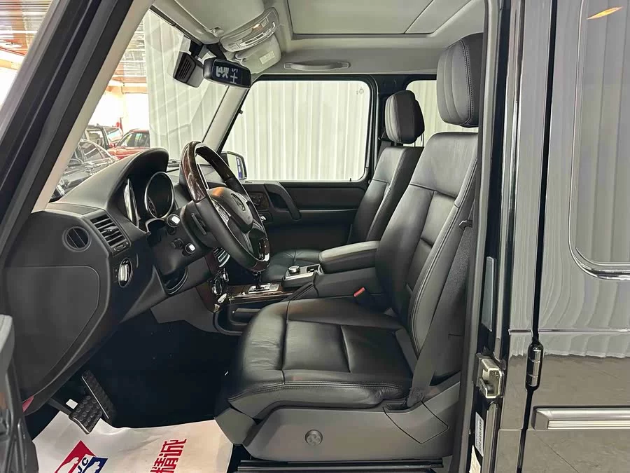 Mercedes Benz G-rated