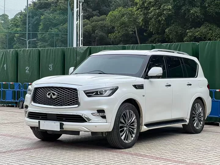 Infiniti QX80