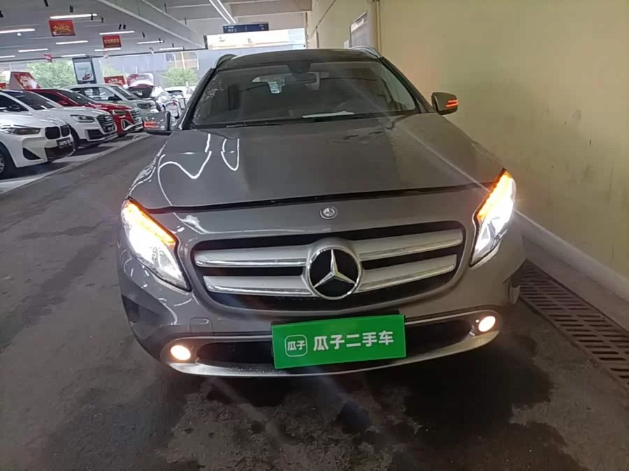 Mercedes Benz GLA
