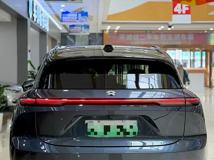 NIO ES6