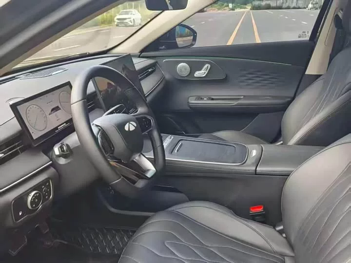 Chery Fengyun A8L