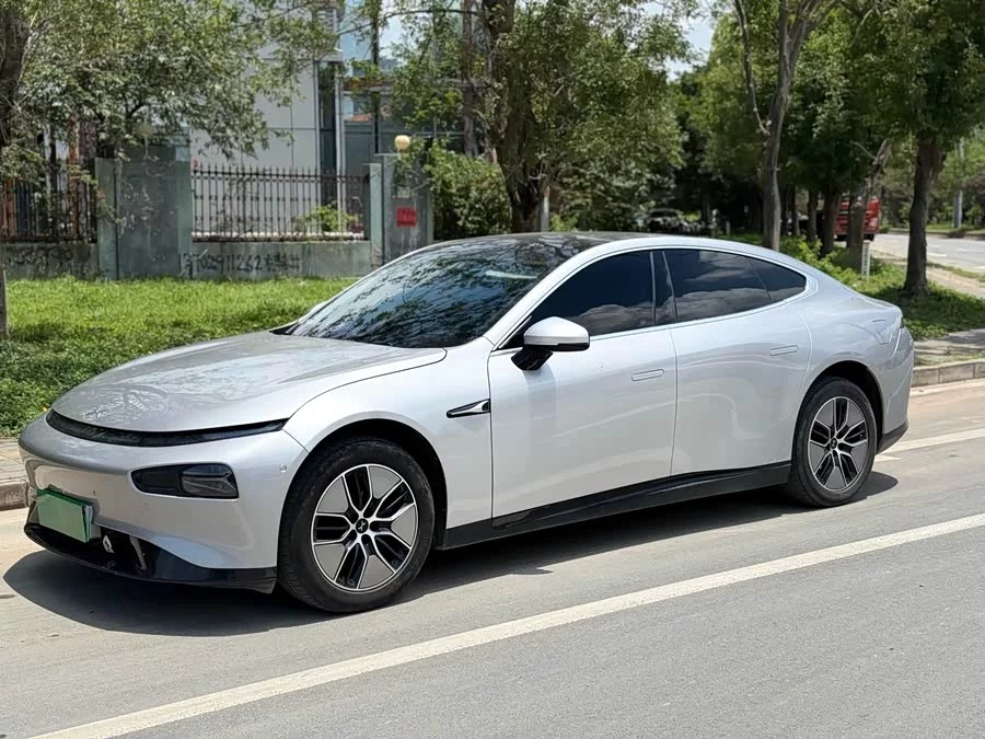 Xpeng P7