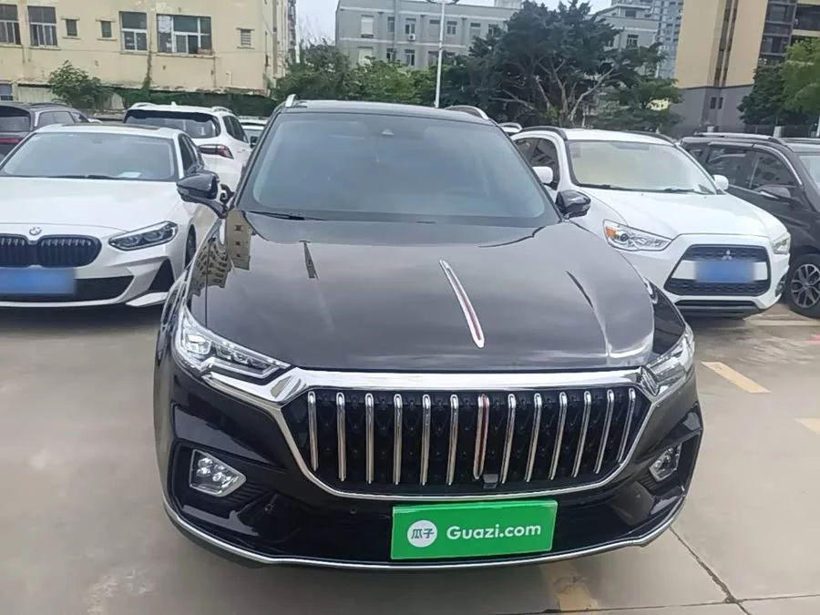 Hongqi HS5
