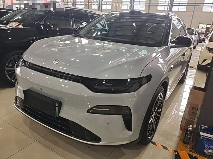 Leapmotor Zero running C11