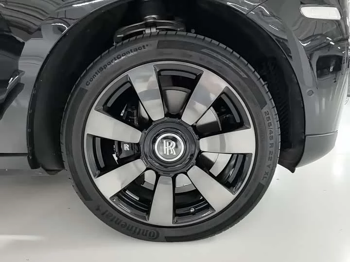 Rolls Royce Cullinan