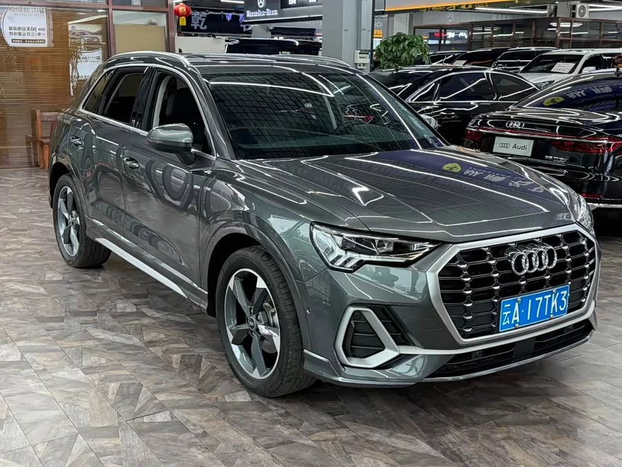 Audi Q3