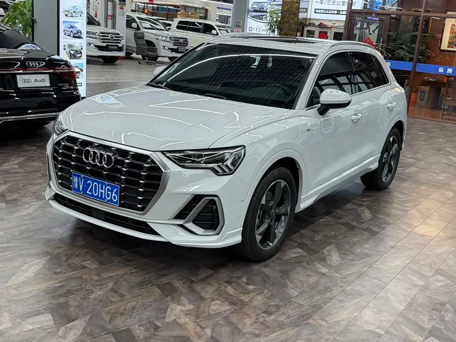 Audi Q3