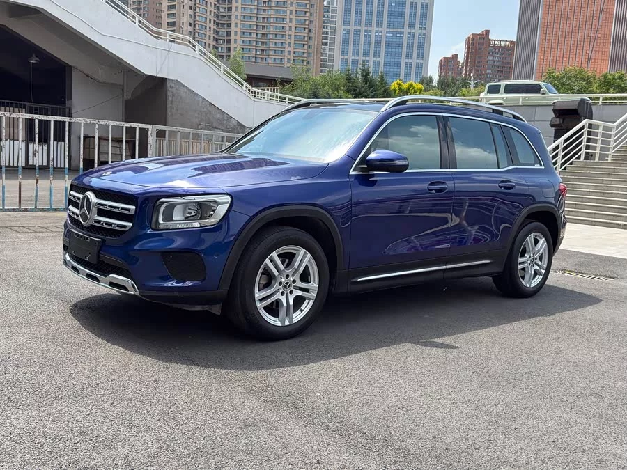 Mercedes Benz GLB