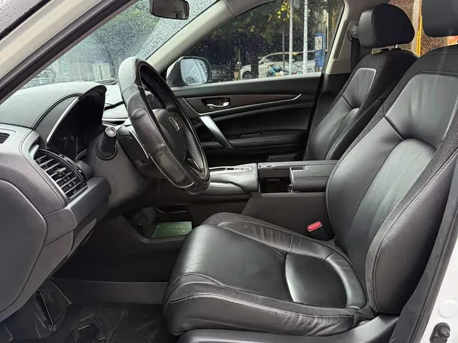 Honda Crown Road