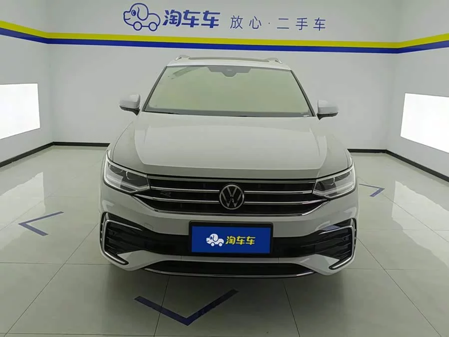 Volkswagen Tiguan L