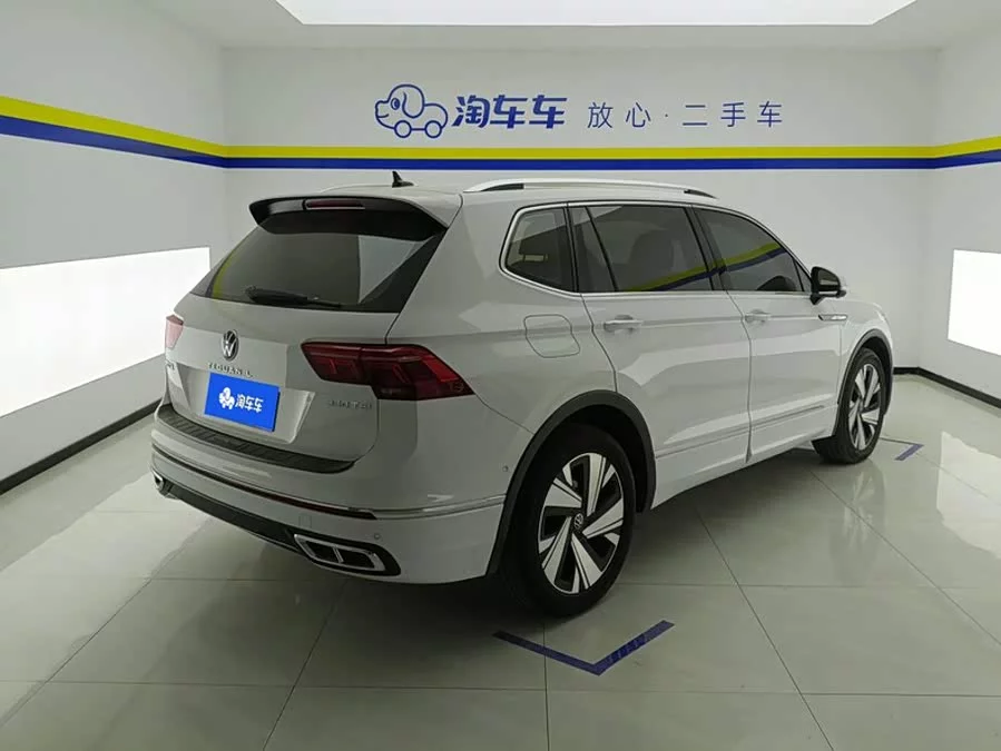 Volkswagen Tiguan L