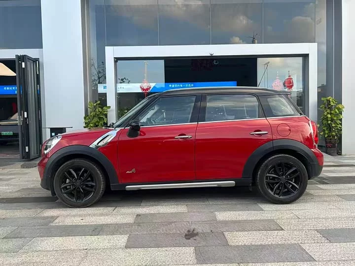 MINI COUNTRYMAN