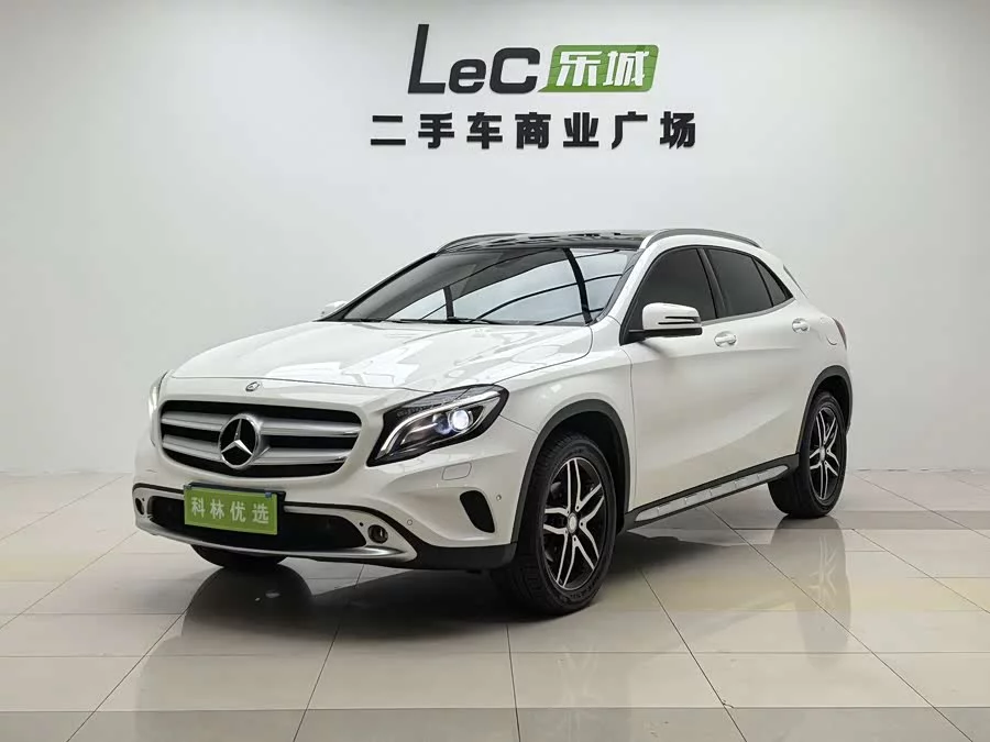 Mercedes Benz GLA
