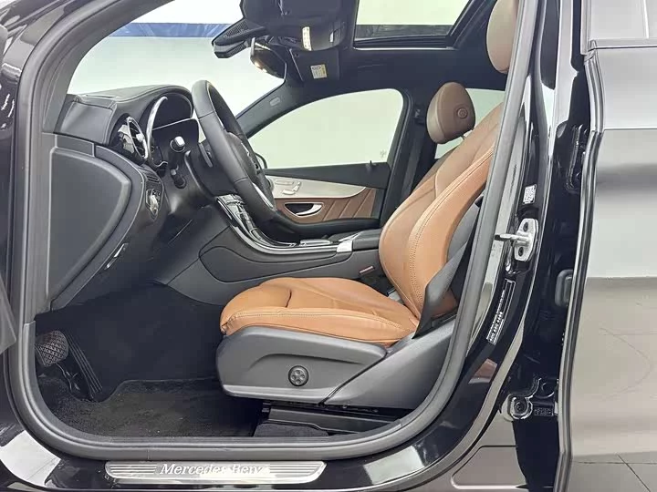 Mercedes-Benz GLC coupe