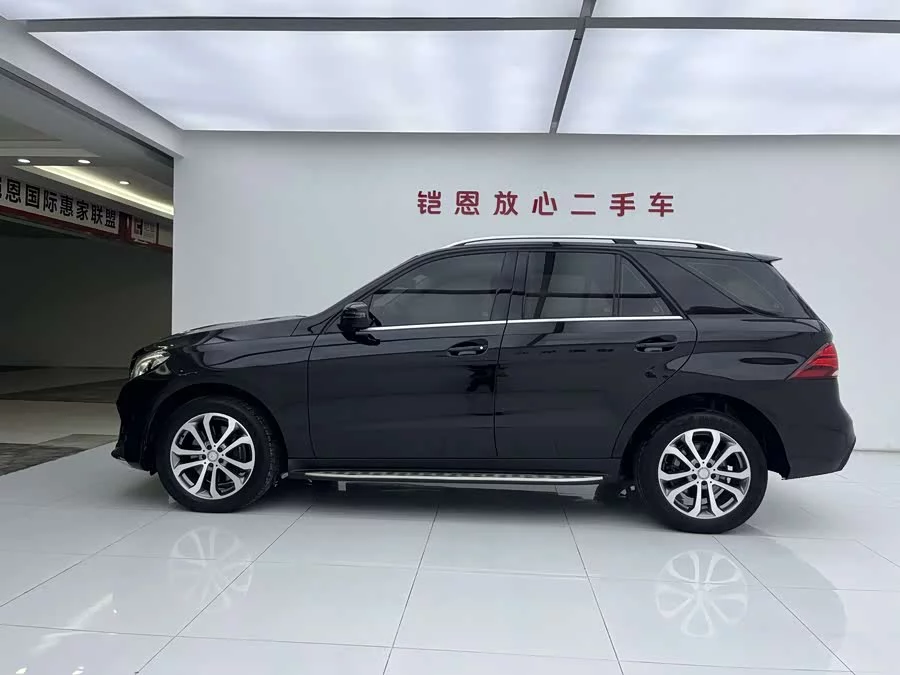 Mercedes Benz GLE (Imported)