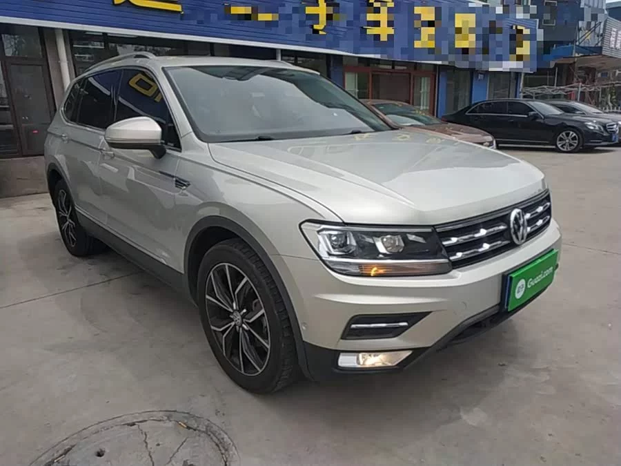 Volkswagen Tiguan L