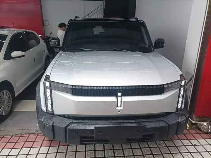 iCAR 03