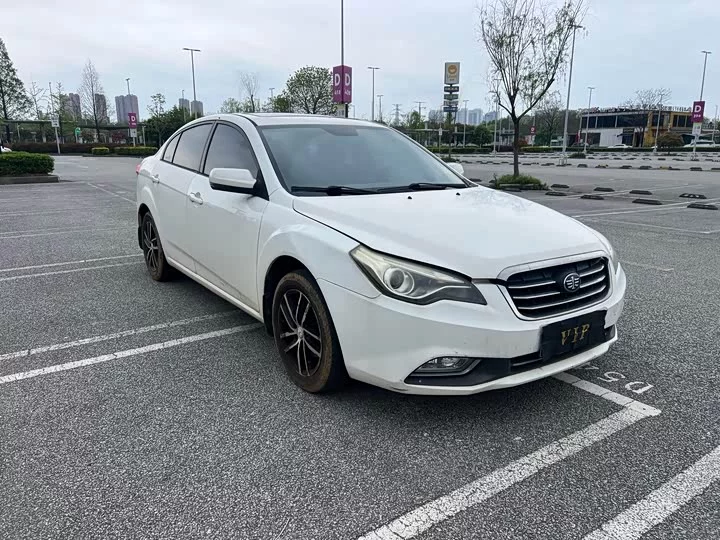 FAW Besturn B50