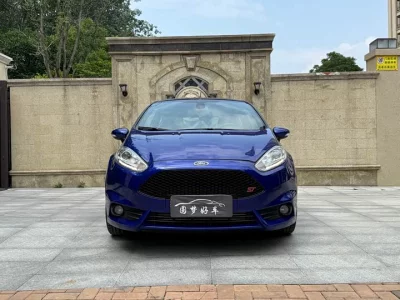 Ford Carnival