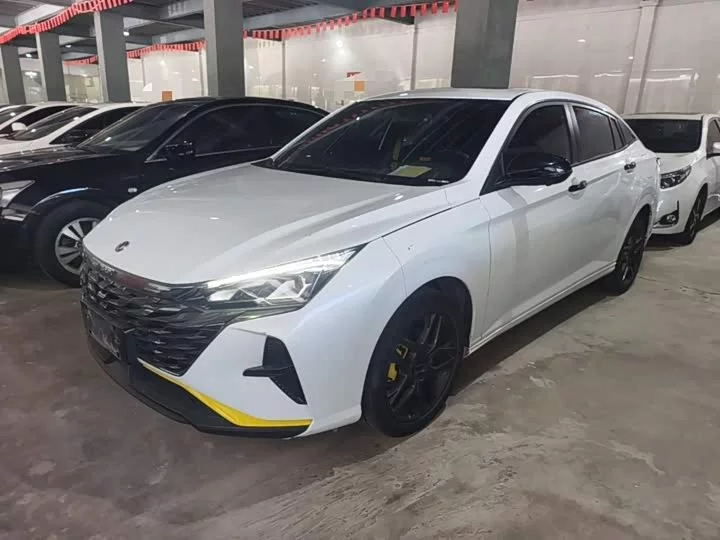 Dongfeng Yixuan