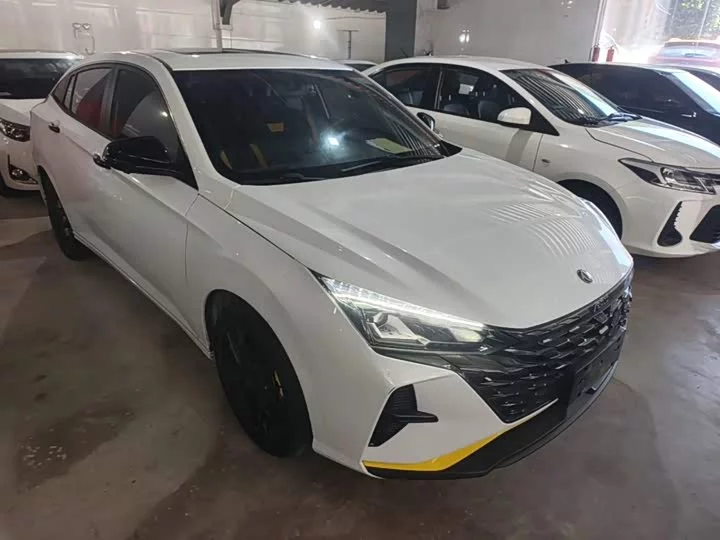 Dongfeng Yixuan