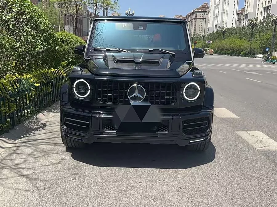 Mercedes Benz G-rated