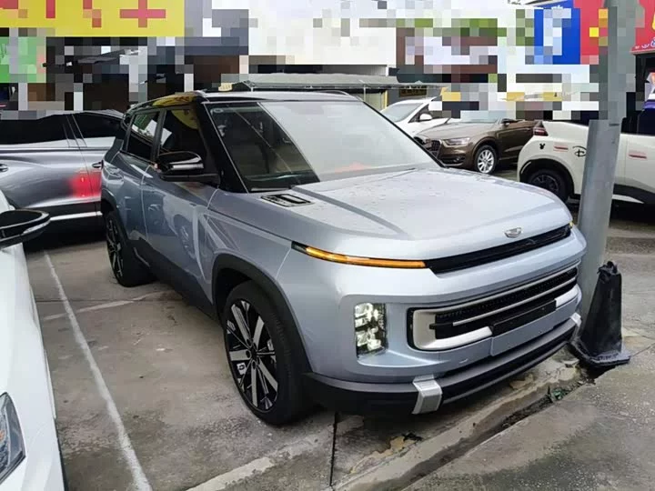 Geely ICON