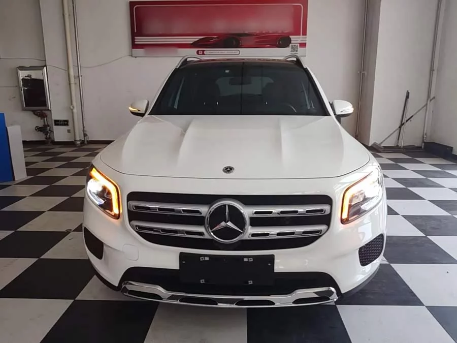 Mercedes Benz GLB