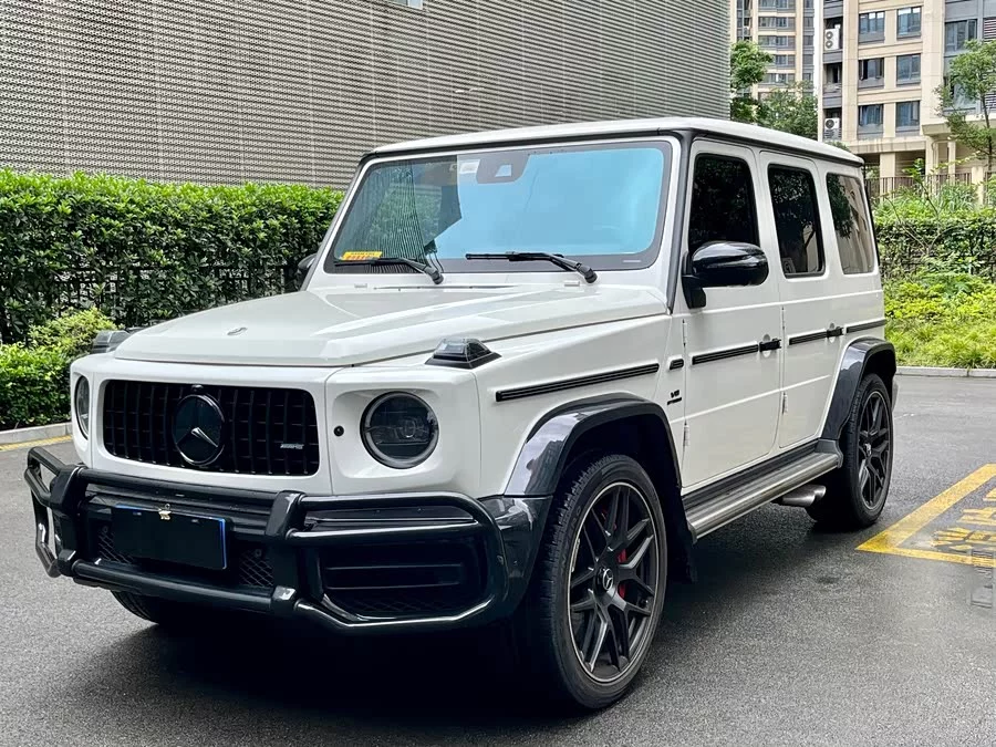 Mercedes Benz G-rated