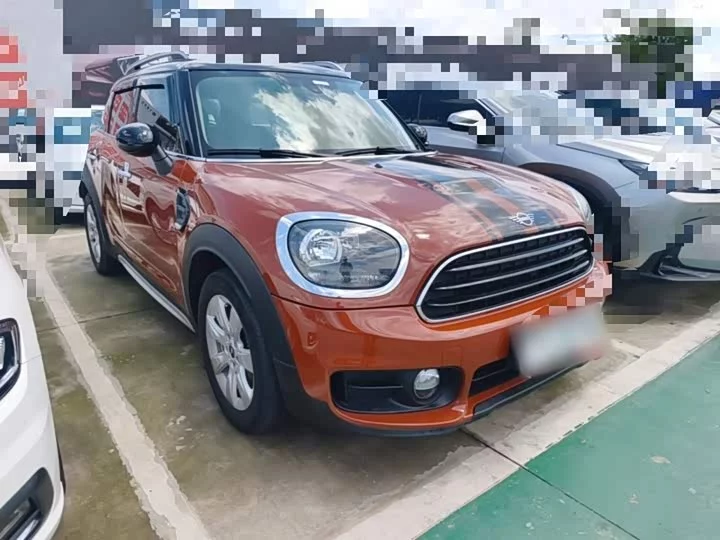 MINI COUNTRYMAN