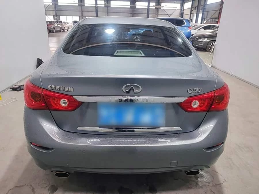 Infiniti Q50L