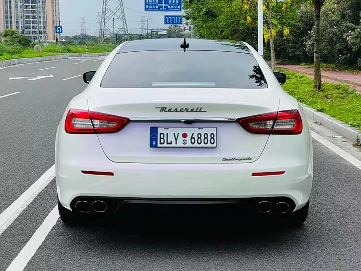 Maserati President