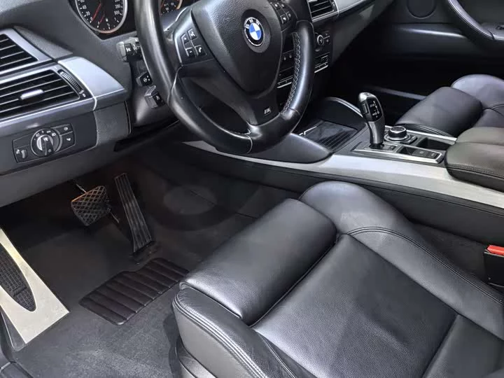 BMW X5 M