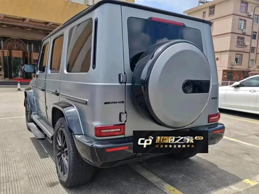 Mercedes Benz G-rated