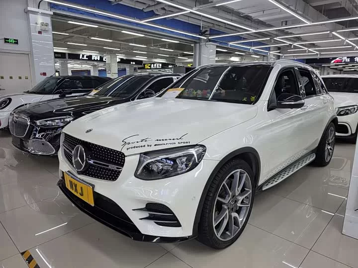 Mercedes-Benz GLC AMG