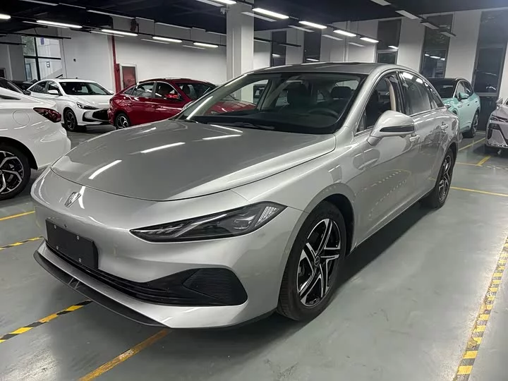 Roewe D7