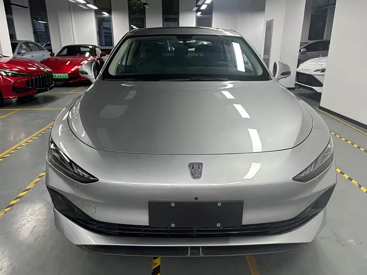 Roewe D7