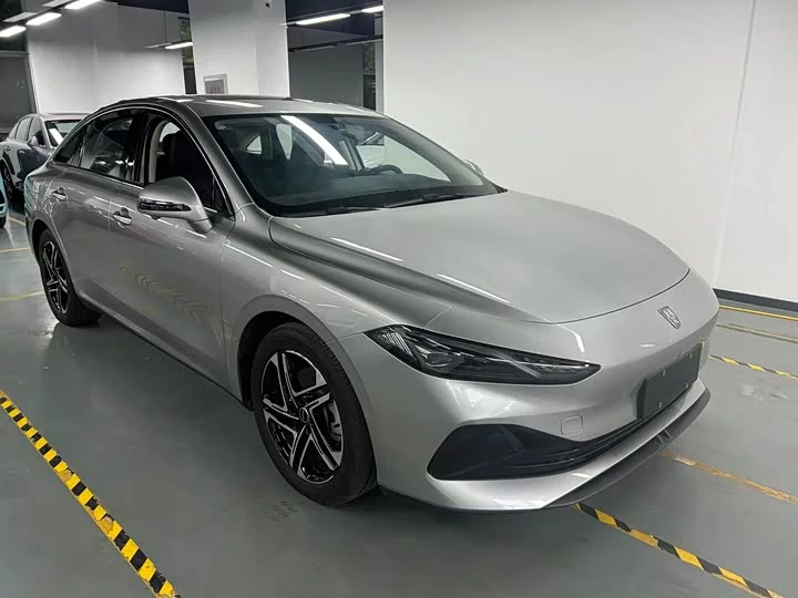 Roewe D7