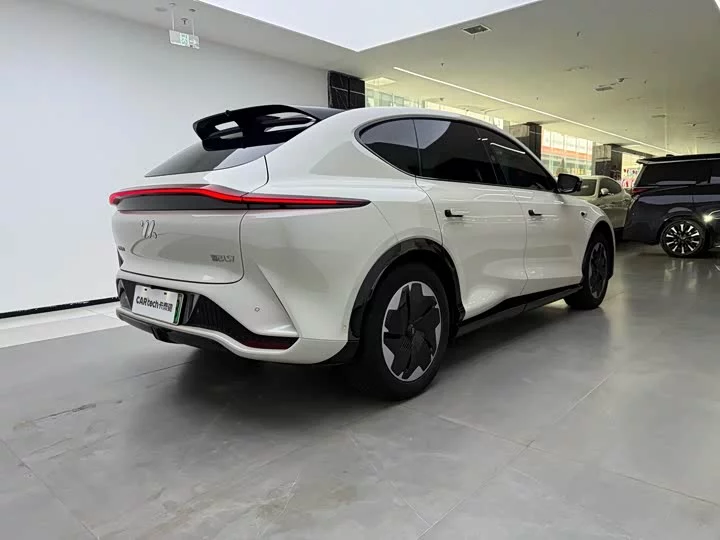 Zhiji LS7