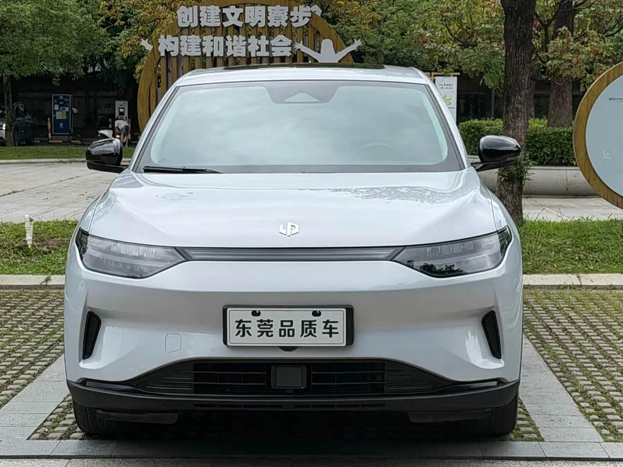 Leapmotor C11