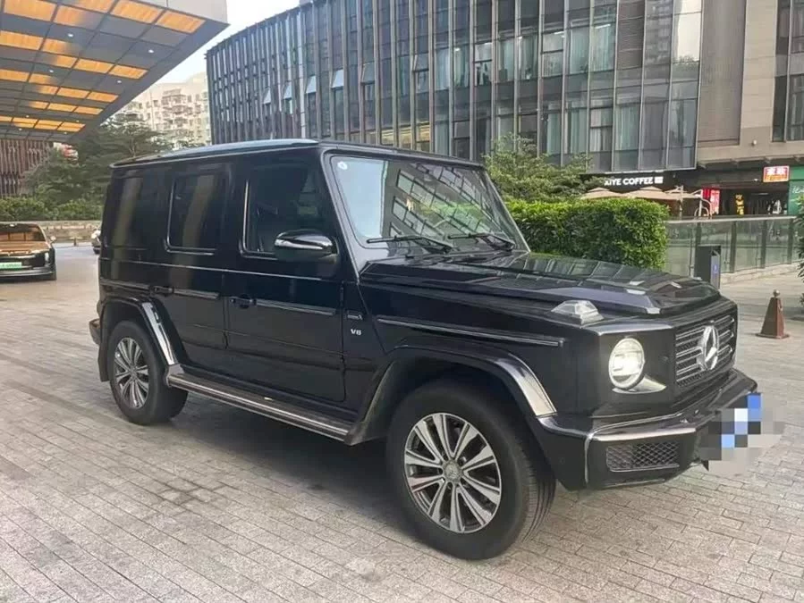Mercedes Benz G-rated