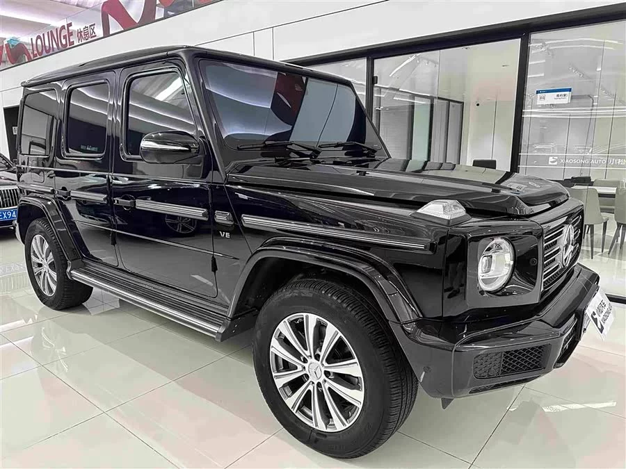 Mercedes Benz G-rated