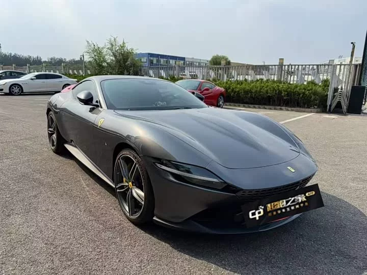 ferrari Roma