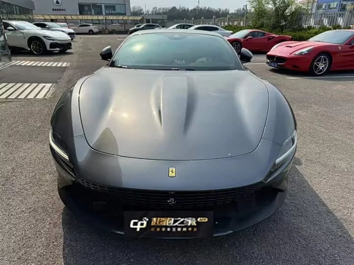 ferrari Roma