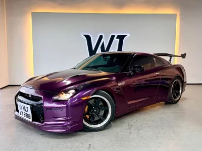 Nissan GT-R